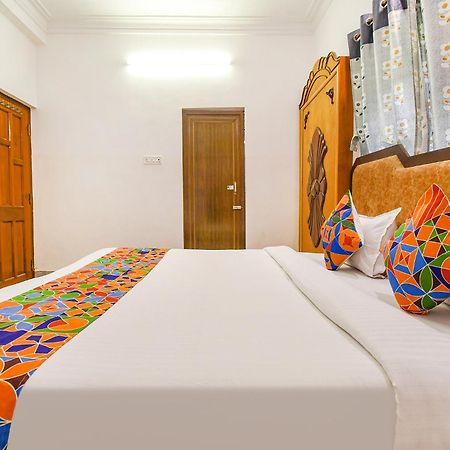 Fabexpress Astoria House Hotell Kolkata Eksteriør bilde